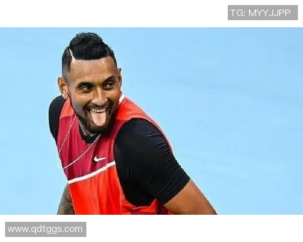 男足球明星换发型引发潮流风潮球迷热议新造型背后的故事与意义